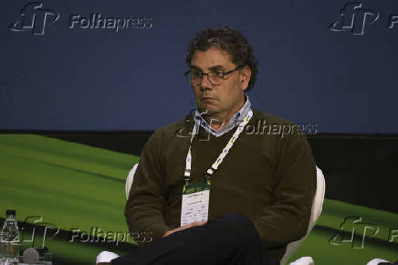 Painel agrobrasil com crescimento sustentável: financiamento e mercado de capitais no 24º congresso brasileiro do agronegócio em são paulo
