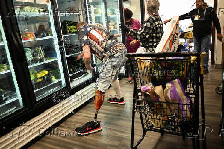 Food pantry is busy, weeks into the continuing U.S. government shutdown, in Fountain