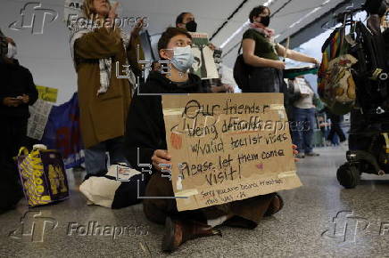 Protest erupts after US detains Palestinian visitors at San Francisco Airport