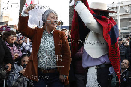 Izquierda chilena cierra campaña para elegir candidato a las presidenciales de fin de año