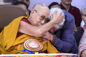 El dalái lama pausa la tensión y dedica su 90 cumpleaños a la compasión y la fe