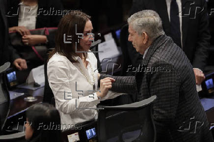 Uribe Turbay es velado en el mismo salón del Capitolio donde se homenajeó a sus abuelos