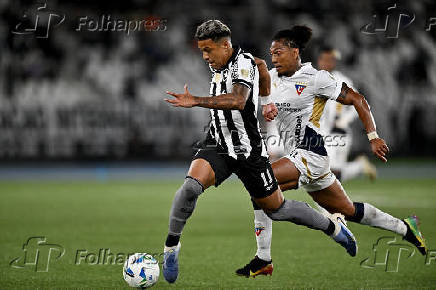 Partida entre Botafogo e LDU válida pela Copa Libertadores.