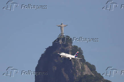 Movimentação de aeronaves no Rio de Janeiro.