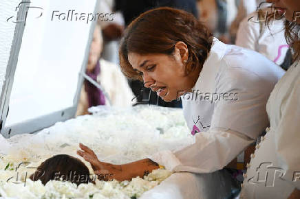 VELORIO DA CANTORA PRETA GIL