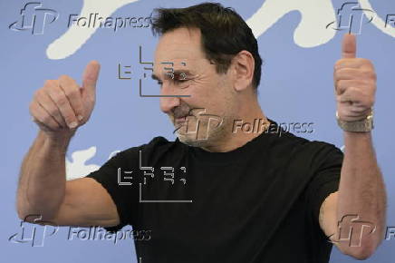 Chien 51 Photocall - 82nd Venice Film Festival