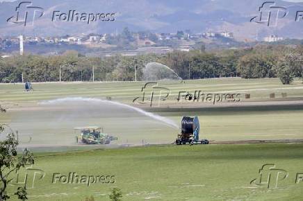 Tecnologia leva água às plantações locais
