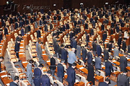 Motion to impeach finance minister reported to parliament