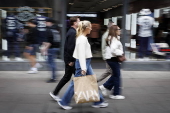 UK economy grew at fastest rate in a year during first quarter of 2025