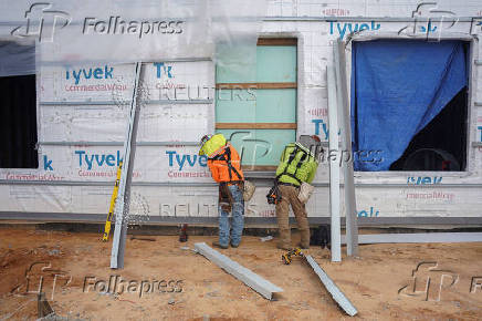 Construction site facing shortages of migrant workers due to the pace of ICE raids