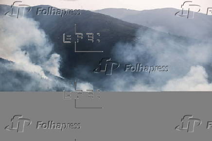 Wildfires spread in central Portugal