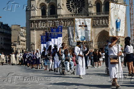 Feast of the Assumption procession at Notre Dame Cathedral