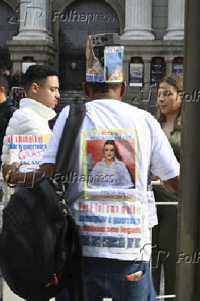 Velório da cantora Preta Gil é realizado no Theatro Municipal (RJ)