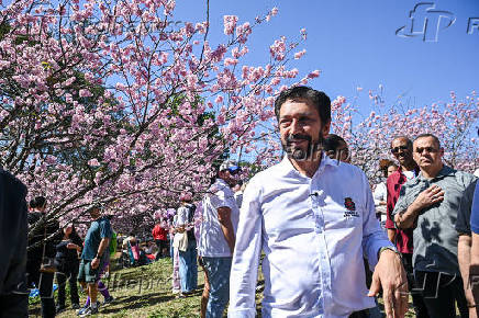 Ricardo Nunes participa da abertura da 45ª Festa das Cerejeiras no Parque do Carmo