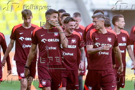 Polish national team prepares for FIFA World Cup qualifiers