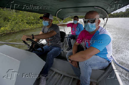 Ação de combate ao coronavírus com ribeirinhos do rio Sumaúma