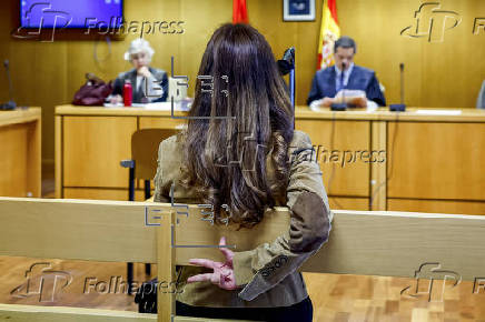 La líder de la organización neonazi NS Bastión Frontal, Isabel Medina Peralta, se sienta en el banquillo por 