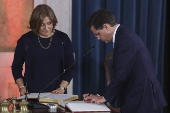 Portugal's new government sworn in