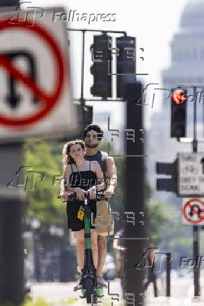 Heat wave hits DC, US East Coast