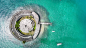 Forte São Marcelo, localizado no meio da Baía de Todos os Santos