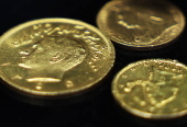 Gold continues to hit records over US-China trade war fears