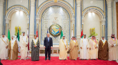 FILE PHOTO: U.S. President Donald Trump prepares for a family photo with Saudi Arabia's King Salman bin Abdulaziz Al Saud and other heads of state at the Gulf Cooperation Council leaders summit in Riyadh