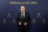 Enrique Cerezo recibe Medalla de Oro 2025