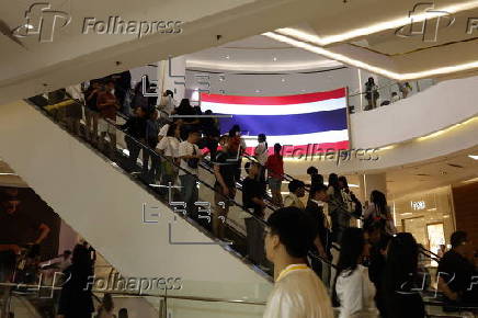 Bangkok city displays Thai flag amid border clashes with Cambodia