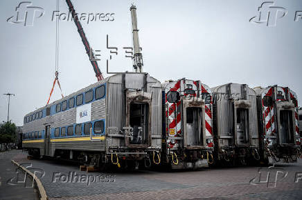 Trenes desechados en EE.UU. y entregados a Lima quedan almacenados en un parque público