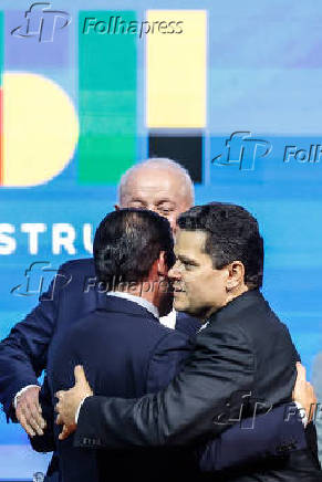 Lula durante encontro com prefeitos em Brasília