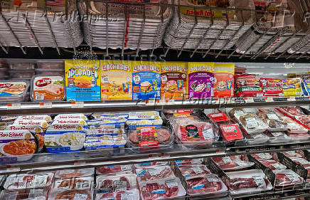 FILE PHOTO: Kraft Heinz-owned Lunchables are displayed at a grocery store in Manhattan, New York