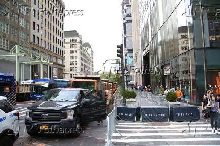 tráfego pesado em manhattan devido à unga 80.