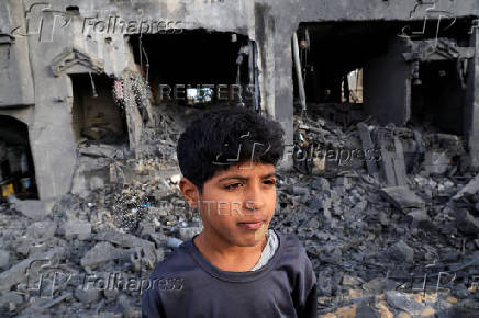 Aftermath of an Israeli strike on a house, in Khan Younis