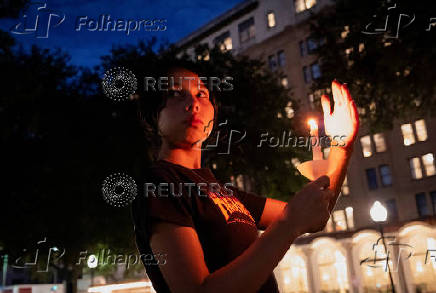Vigil in memory of Texas flooding victims, in San Antonio