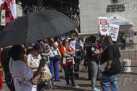 Protesto dos servidores municipais em frente a Prefeitura de São Paulo