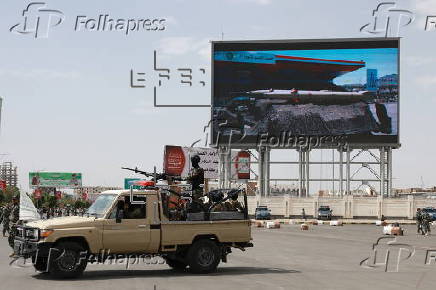 Houthi supporters protest in Sana'a against USA, Israel