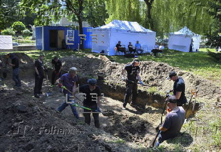 Polish soldiers who died in 1939 are exhumed in Lviv