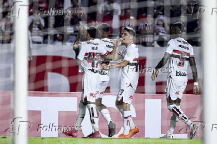 Partida entre são paulo e talleres pela copa libertadores 2025.