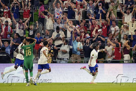 Soccer: Concacaf Gold Cup-Group Stage-USA at Saudi Arabia