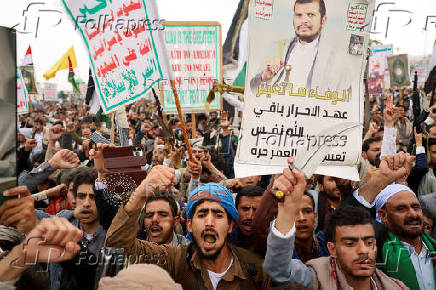 Yemenis rally in Sanaa to show support to Palestinians