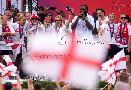 Homecoming Victory Parade on the Mall, London