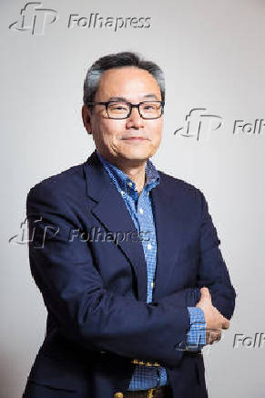 Roberto Takaoka no fórum Saúde da Pele em São Paulo