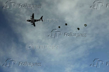 Spanish army airborne brigade lands near Daugavpils