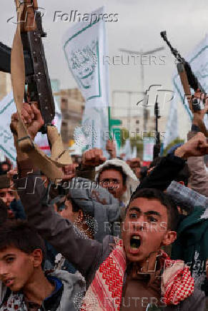 Houthi supporters rally to mark Ashura day in Sanaa