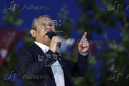 Turkey's main opposition party rallies against the detention of Istanbul Mayor Imamoglu