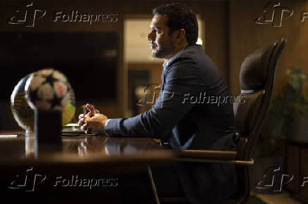 Samir Xaud em reunião na sede da CBF