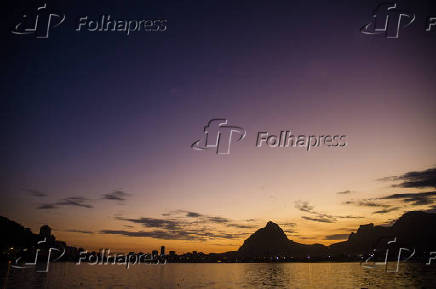 Lagoa Rodrigo de Freitas, localizada na zona sul da cidade do Rio de Janeiro