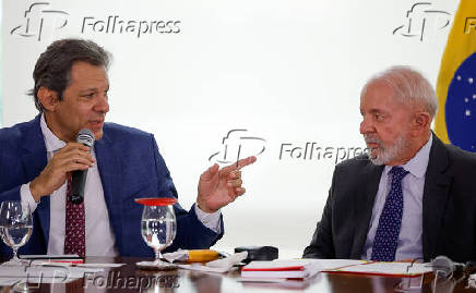 Lula e Haddad em sanção de lei para crédito agrícola
