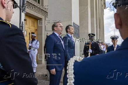 US Defense Secretary Hegseth meets with German Defense Minister Pistorius