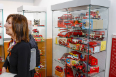 Más de mil camiones, parches y objetos de colección invaden el Museo del Fuego